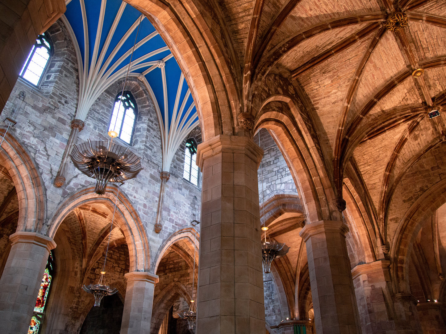 Light in St Giles